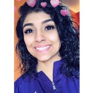 Meet your Posher, Esmeralda